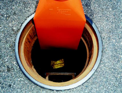 Air Systems Saddle Vent SV-189 Takes Up Only 3 Inches In A Manhole Opening